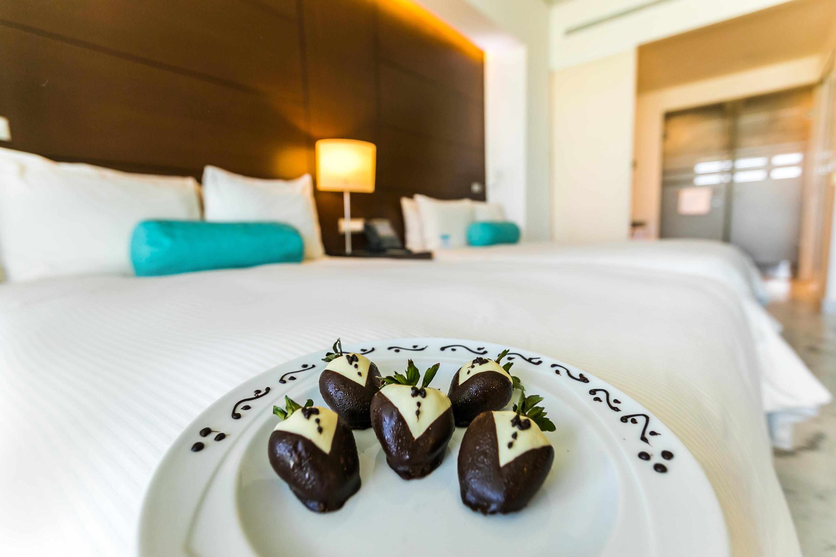 Palacio Mundo Imperial Riviera Diamante Ακαπούλκο Εξωτερικό φωτογραφία Chocolate-covered strawberries