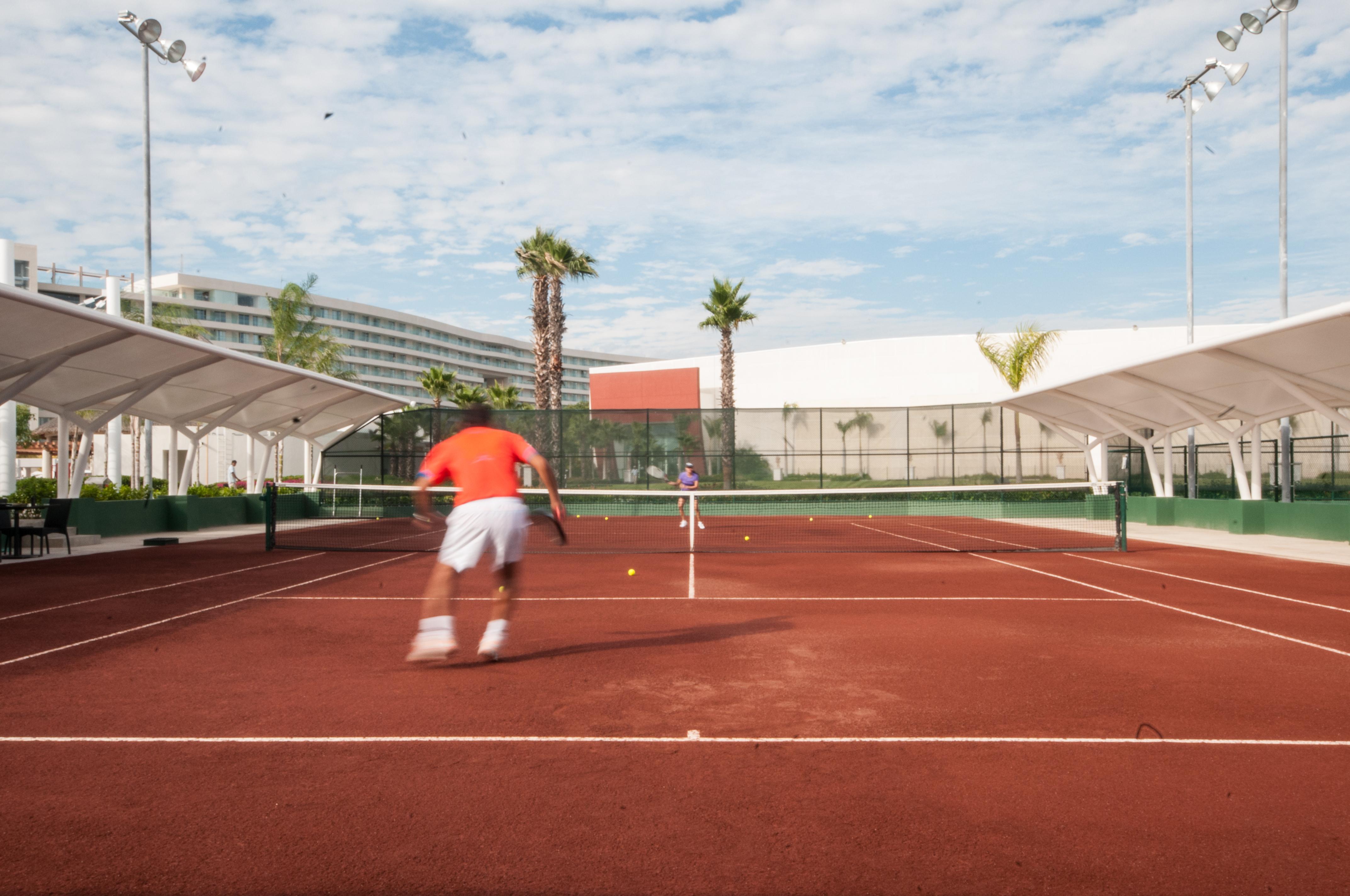 Palacio Mundo Imperial Riviera Diamante Ακαπούλκο Εξωτερικό φωτογραφία Tennis at the Grand Palladium Punta Cana Resort & Spa