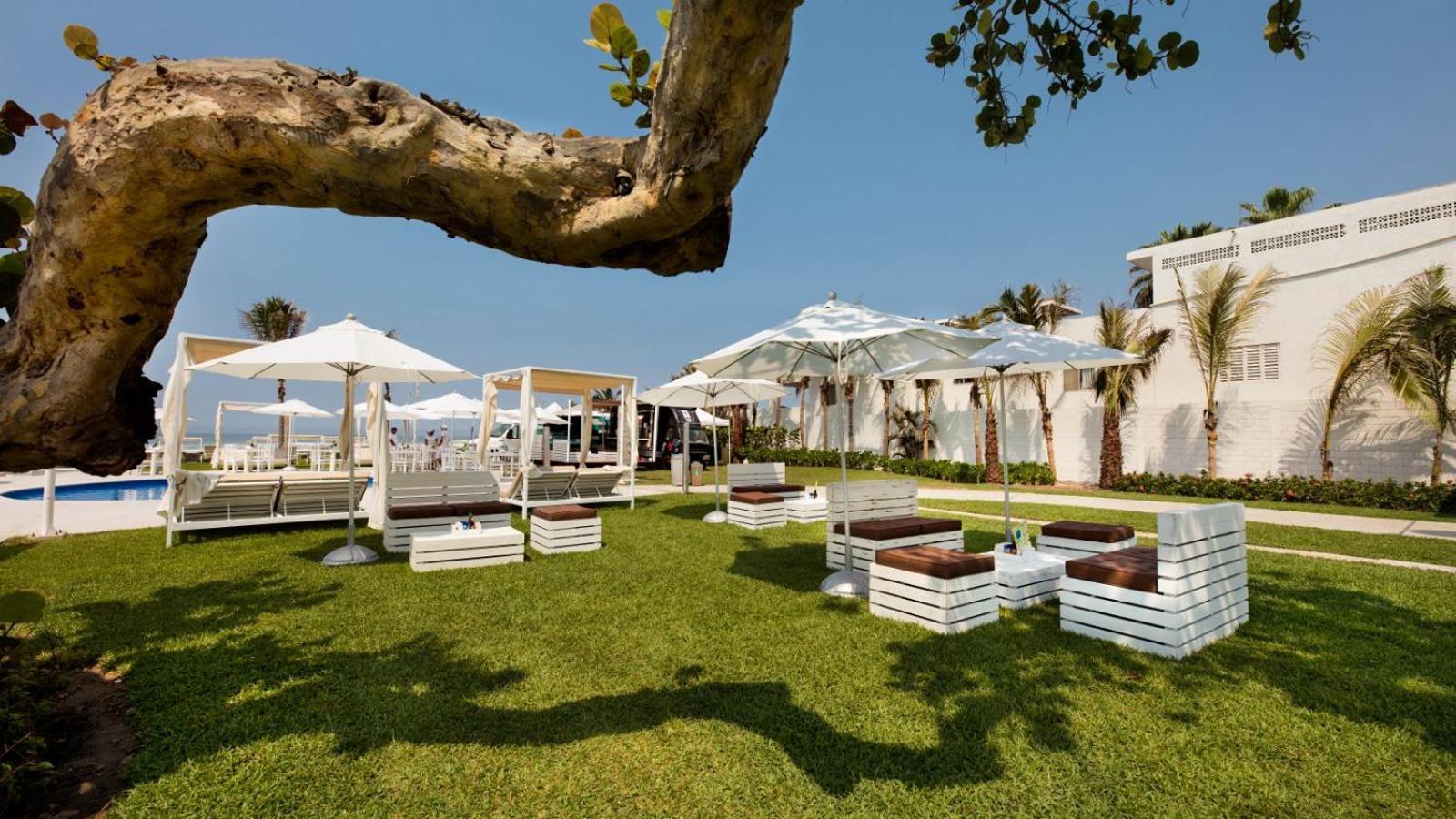 Palacio Mundo Imperial Riviera Diamante Ακαπούλκο Εξωτερικό φωτογραφία The beach club at the resort